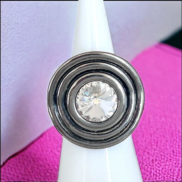 DESIGNER STATEMENT RING Size 5 Silver Clear Rivoli Crystal Enamel Adjustable 5Z - Picture 7 of 7